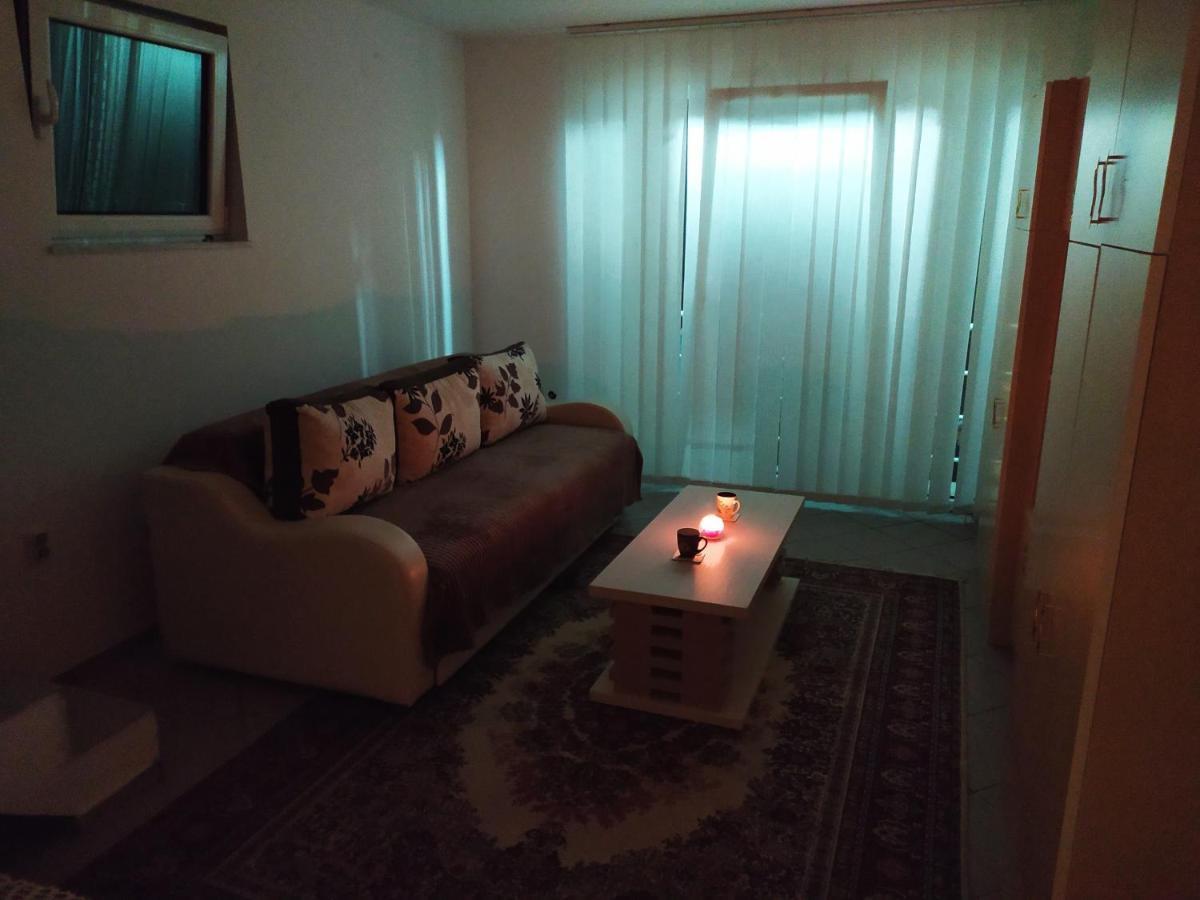Apartman Todorovic Ягодина Экстерьер фото